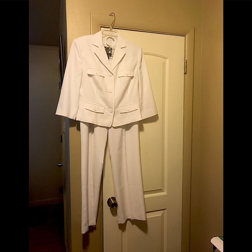Pant Suit by Vein Size 10